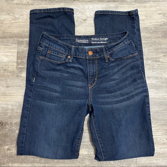 Levi’s Signature Blue Jeans - Picture 2 of 9